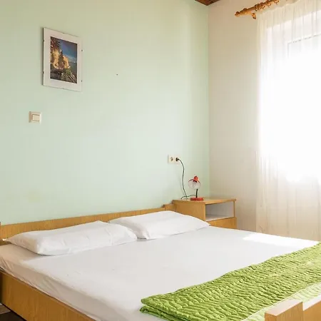 Penzion Pahljina New Translation