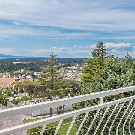 Pahljina New Translation