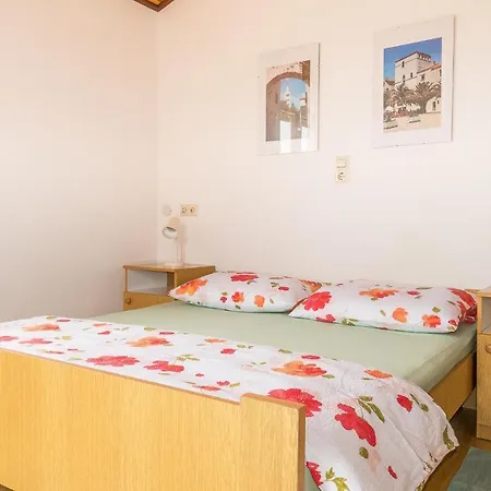 Pahljina New Translation